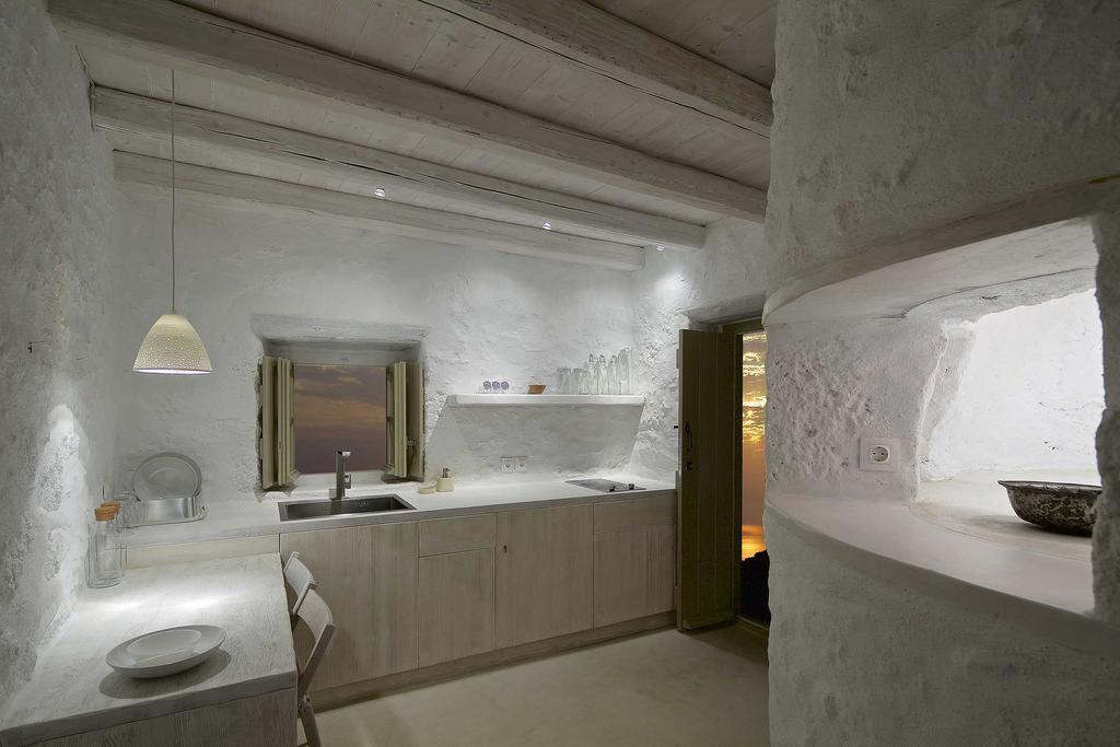 Melanopetra Boutique Apartments Emporeiós الغرفة الصورة